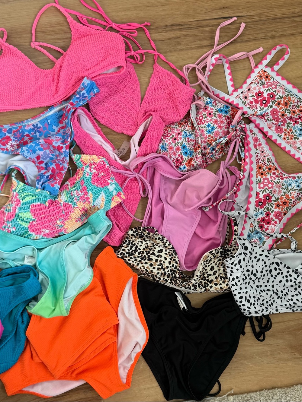 Assorted swim- 8 tops and 9 bottoms, all women’s s or XS. Great condition